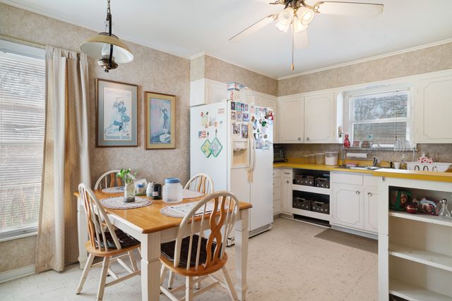 149 30th Street NW, Paris, TX 75460