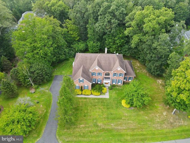 255 RISING MEADOW WAY, East Stroudsburg, PA 18302