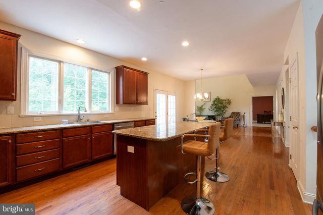 255 RISING MEADOW WAY, East Stroudsburg, PA 18302