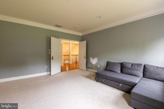 255 RISING MEADOW WAY, East Stroudsburg, PA 18302