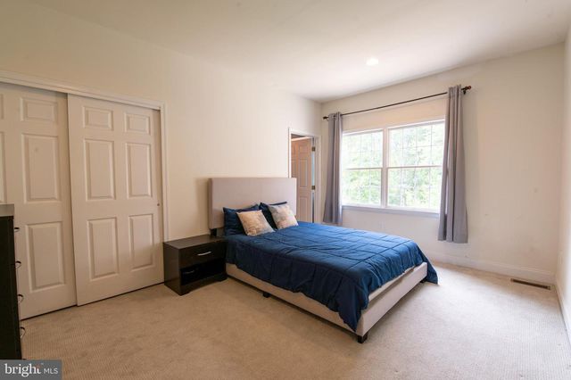 255 RISING MEADOW WAY, East Stroudsburg, PA 18302