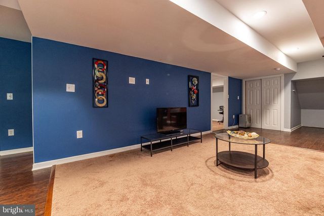 255 RISING MEADOW WAY, East Stroudsburg, PA 18302