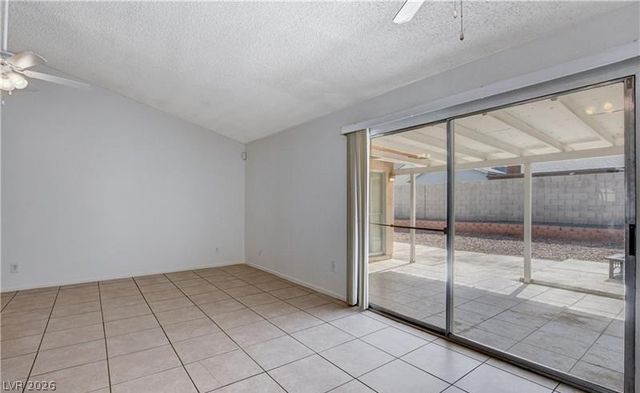 6329 Copperfield Avenue, Las Vegas, NV 89108