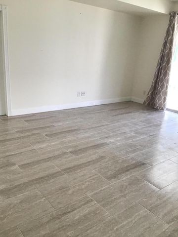 2137 W Tigris Drive W, West Palm Beach, FL 33411