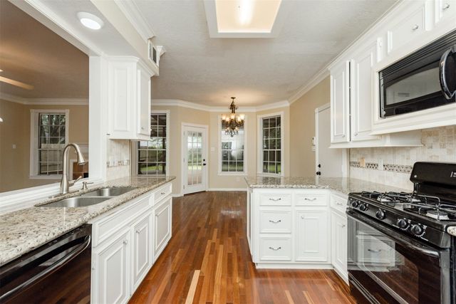 215 Sunset Ridge, League City, TX 77573