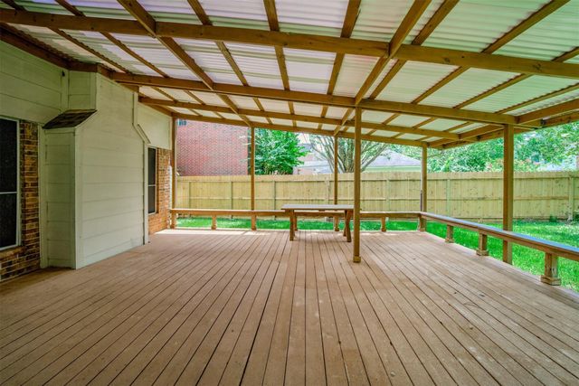 215 Sunset Ridge, League City, TX 77573