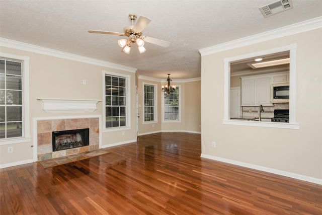 215 Sunset Ridge, League City, TX 77573