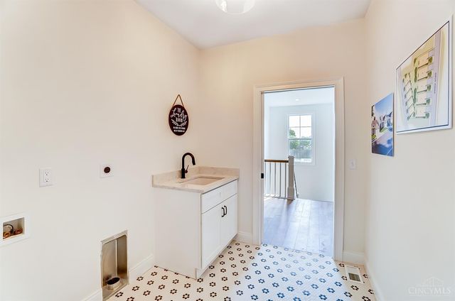 7845 Euclid Avenue, Madeira, OH 45243