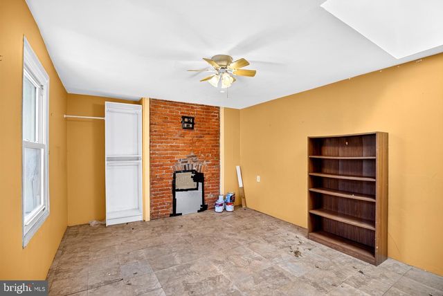 1221 N 2ND ST, Philadelphia, PA 19122