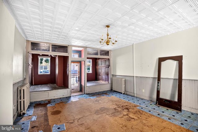 1221 N 2ND ST, Philadelphia, PA 19122