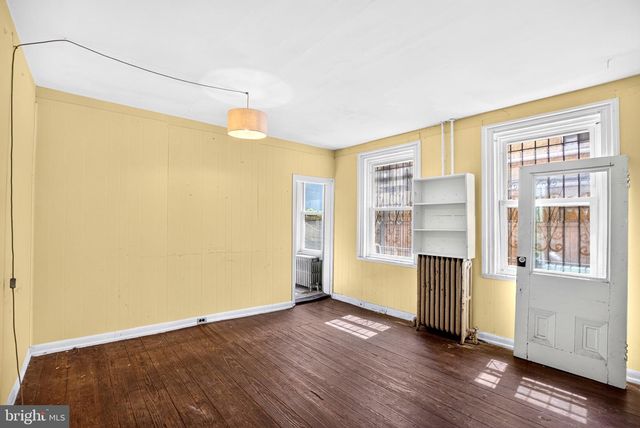1221 N 2ND ST, Philadelphia, PA 19122