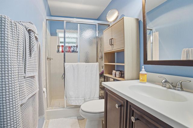 4843 Greentree Lane B, Boynton Beach, FL 33436