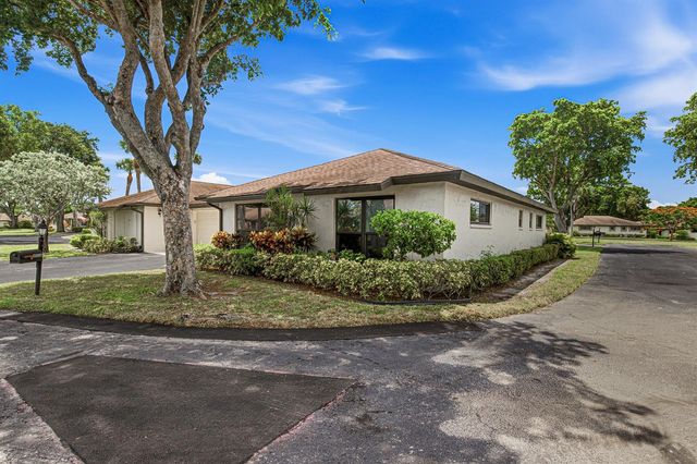 4843 Greentree Lane B, Boynton Beach, FL 33436