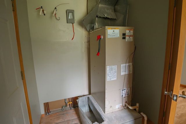 2908 W 11th, Wichita, KS 67203