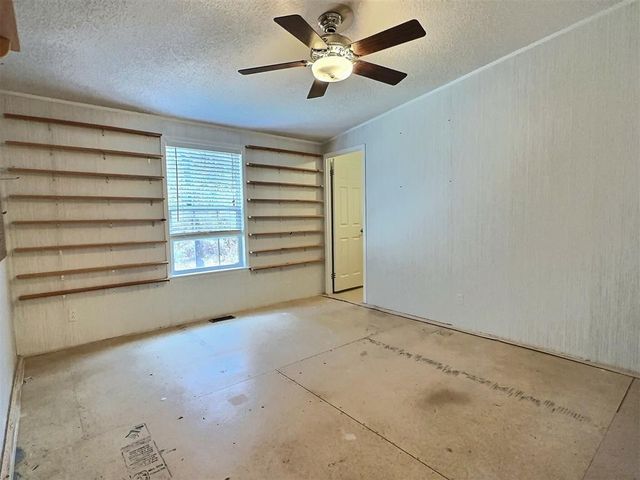 13044 Fox Pass Road, Edmond, OK 73034