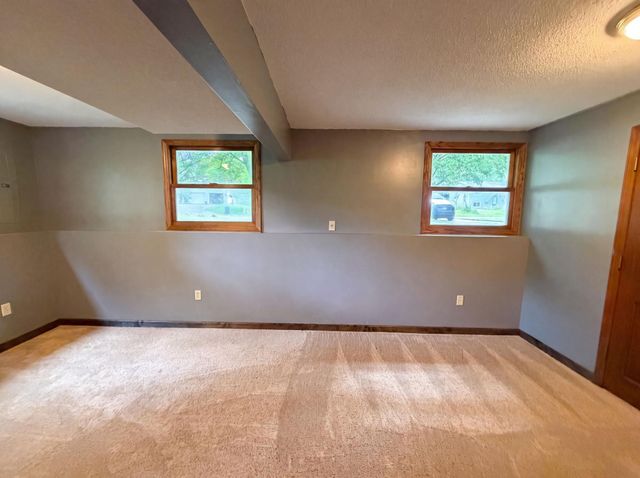 5243 Latta Street, North Saint Paul, MN 55110