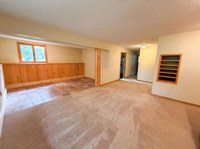 5243 Latta Street, North Saint Paul, MN 55110