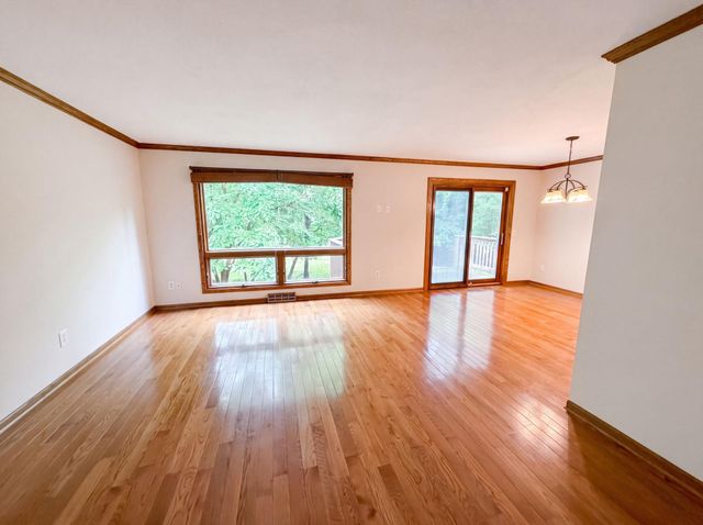 5243 Latta Street, North Saint Paul, MN 55110