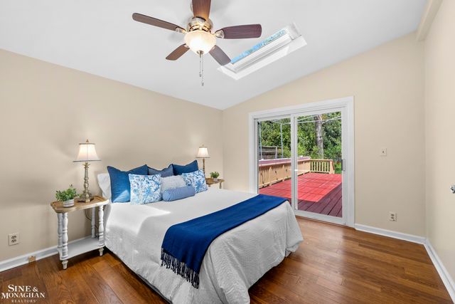 190 Lakeview Avenue, Grosse Pointe Farms, MI 48236