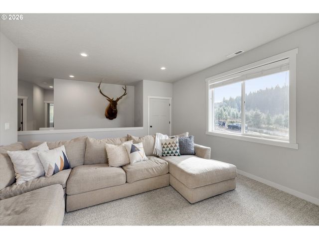 27754 S CEDAR BRIDGE Ln, Colton, OR 97017