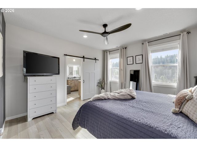 27754 S CEDAR BRIDGE Ln, Colton, OR 97017