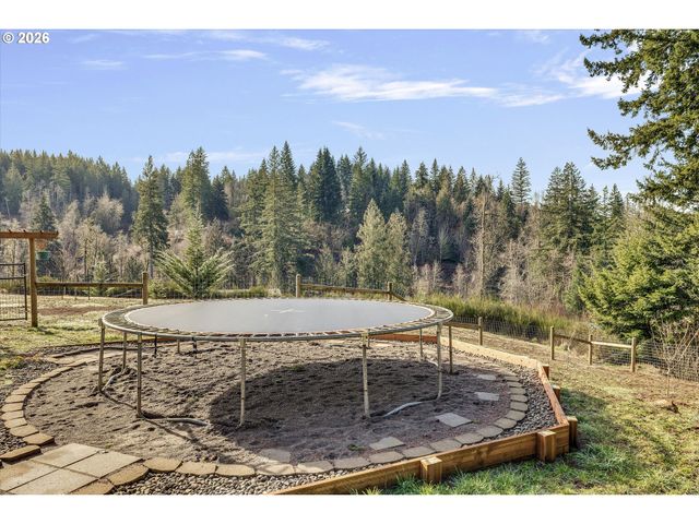 27754 S CEDAR BRIDGE Ln, Colton, OR 97017