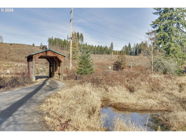 27754 S CEDAR BRIDGE Ln, Colton, OR 97017