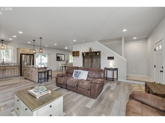 27754 S CEDAR BRIDGE Ln, Colton, OR 97017