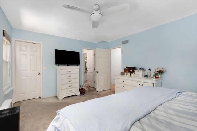 34180 Parkdale Street, Livonia City, MI 48150