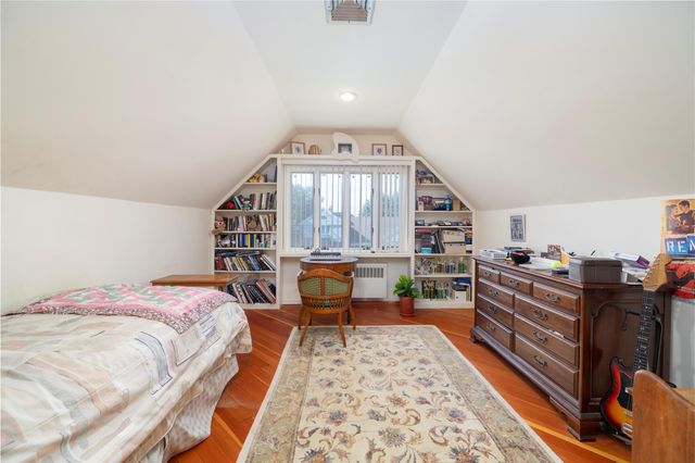 15 Cail Drive, East Rockaway, NY 11518