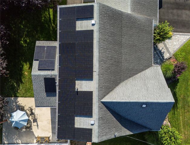 15 Cail Drive, East Rockaway, NY 11518