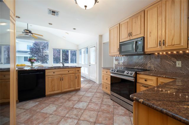 15 Cail Drive, East Rockaway, NY 11518