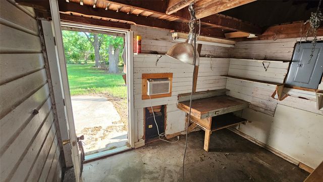 408 Buchanan Street, Whitesboro, TX 76273