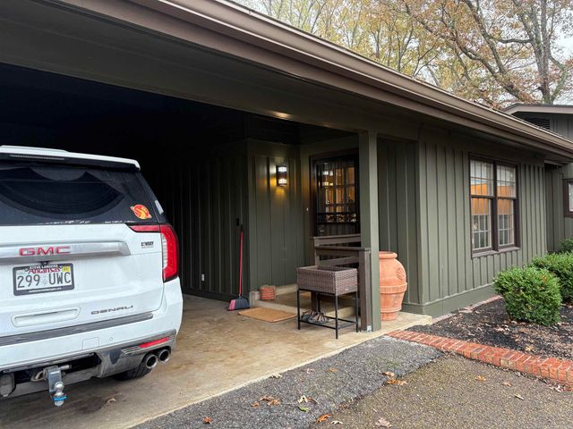 208 Neil Rd, Helena, AR 72342