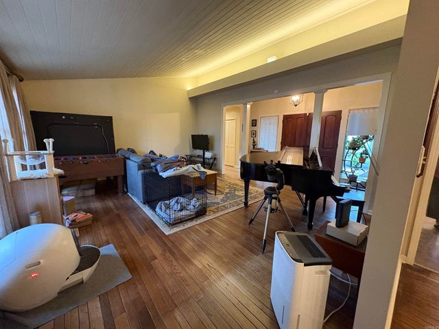 208 Neil Rd, Helena, AR 72342