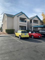 5271 Lindell Road 202, Las Vegas, NV 89118