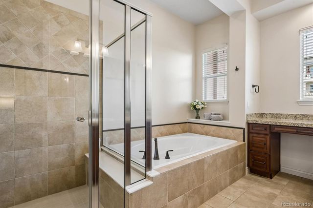 10128 Inverness Main Street, Englewood, CO 80112