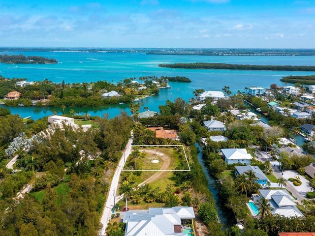 6604 GULF OF MEXICO DRIVE, Longboat Key, FL 34228