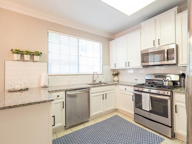 8518 Cahill DR 47, Austin, TX 78729