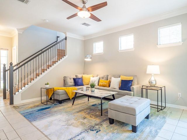 8518 Cahill DR 47, Austin, TX 78729