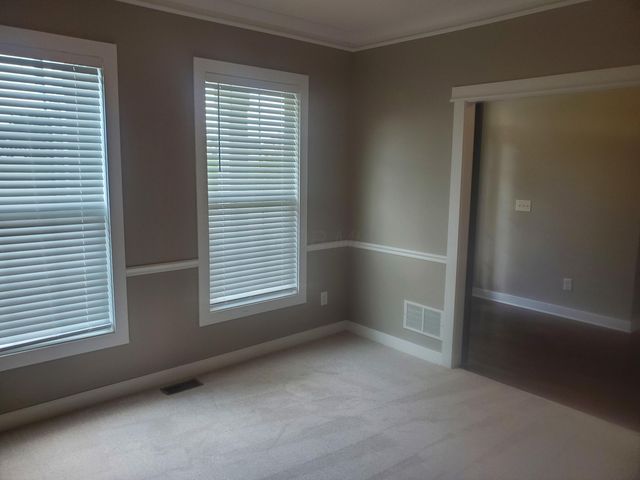 2261 Woodstock Avenue, Lewis Center, OH 43035