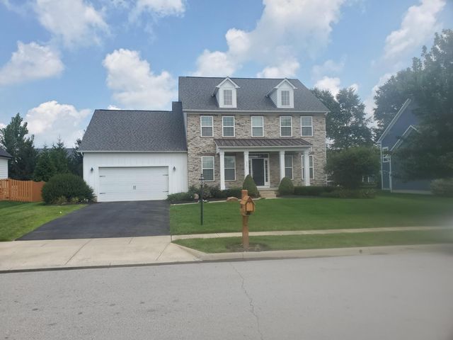 2261 Woodstock Avenue, Lewis Center, OH 43035