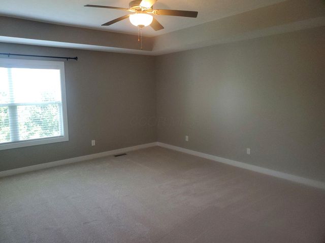 2261 Woodstock Avenue, Lewis Center, OH 43035
