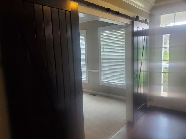 2261 Woodstock Avenue, Lewis Center, OH 43035