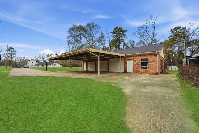 17663 Gardenia Lane, New Caney, TX 77357