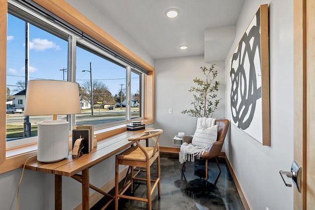 421 S ST AUGUSTINE STREET, Pulaski, WI 54162