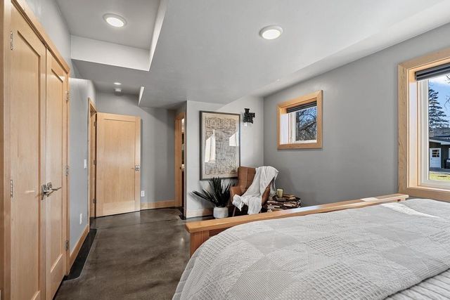 421 S ST AUGUSTINE STREET, Pulaski, WI 54162