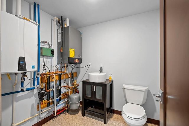 421 S ST AUGUSTINE STREET, Pulaski, WI 54162