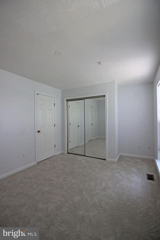 21783 BALDWIN SQ, Sterling, VA 20164