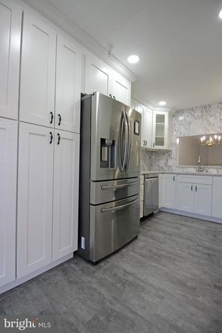 21783 BALDWIN SQ, Sterling, VA 20164